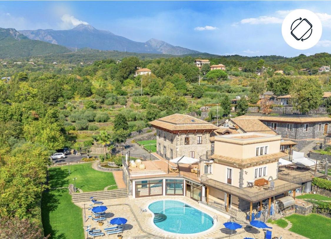 Hostal Antico Borgo Petralia Zafferana Etnea Exterior foto