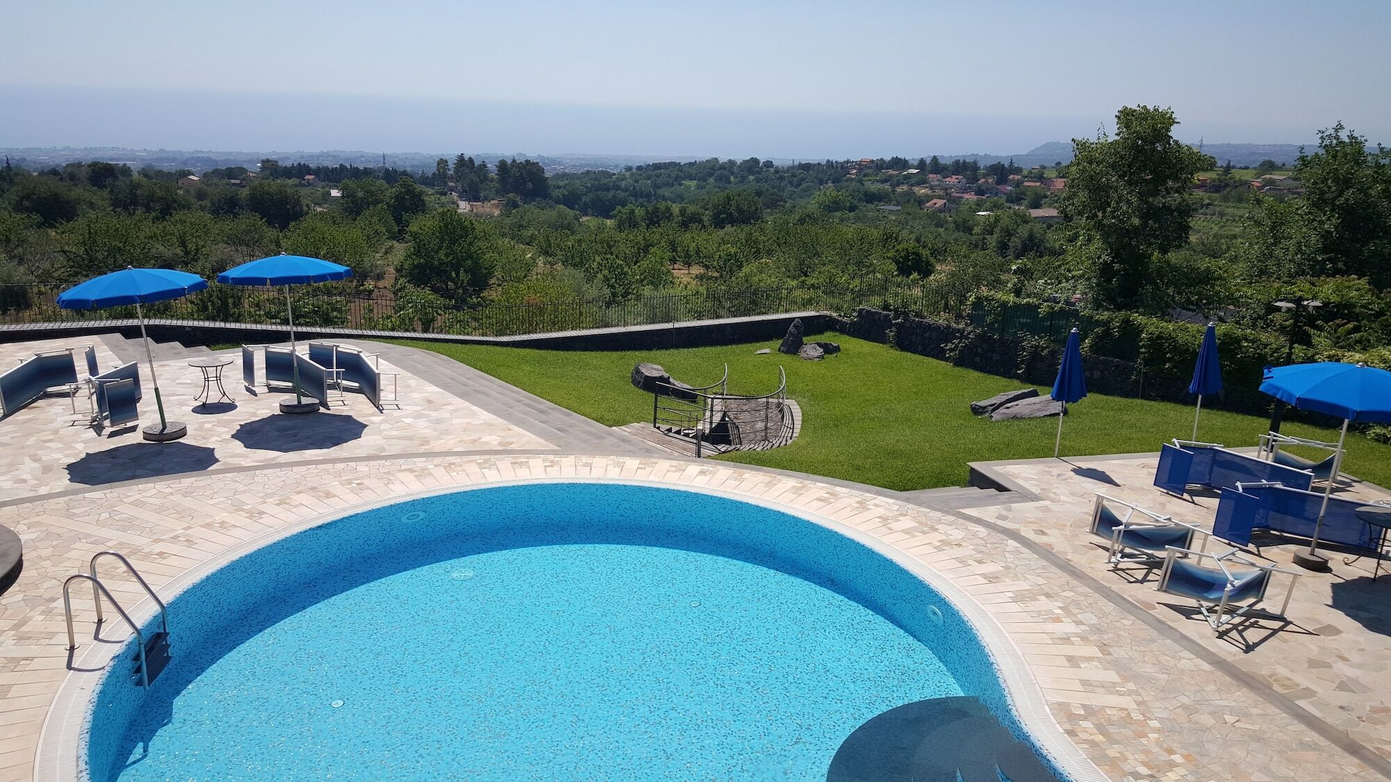 Hostal Antico Borgo Petralia Zafferana Etnea Exterior foto